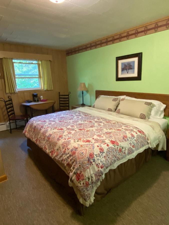 Royal Motel Ironwood Extérieur photo