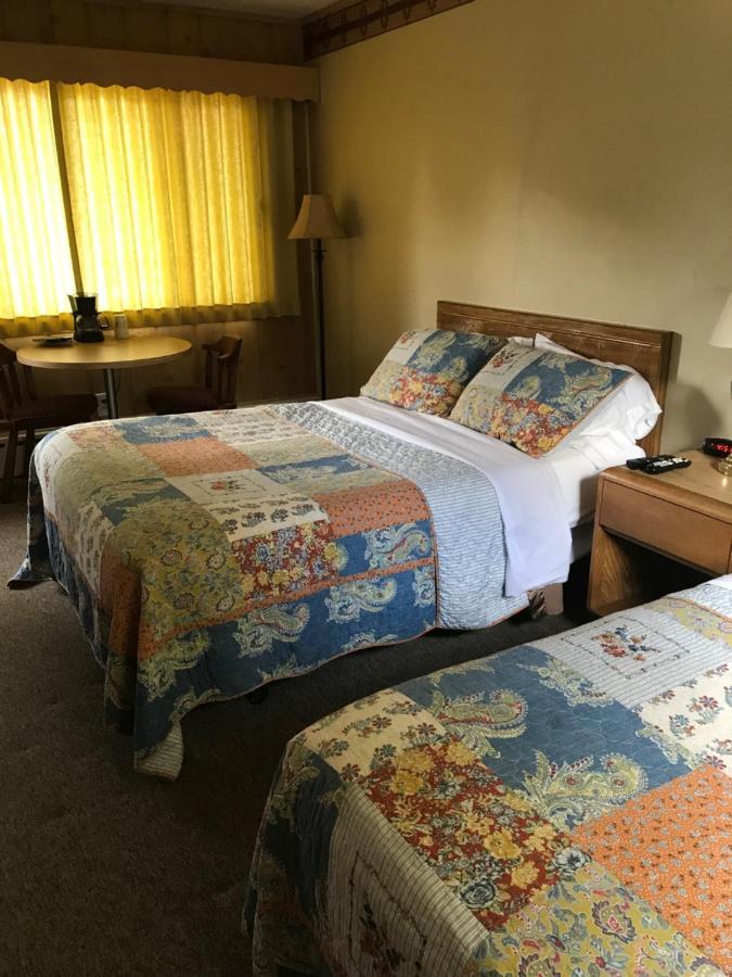 Royal Motel Ironwood Extérieur photo